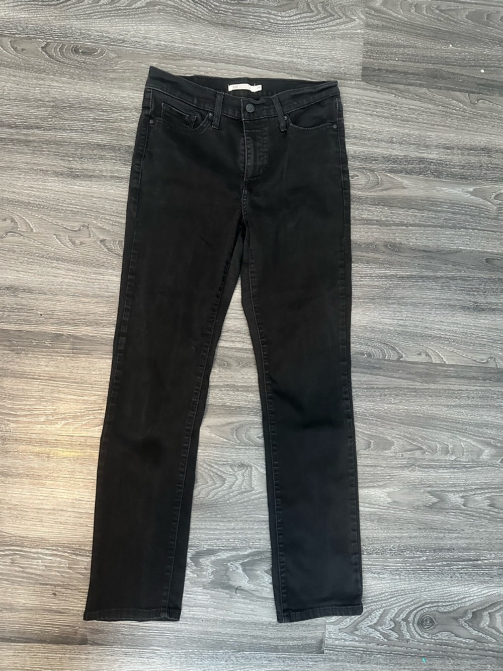 Levi's Black Straight Leg Women's Jeans